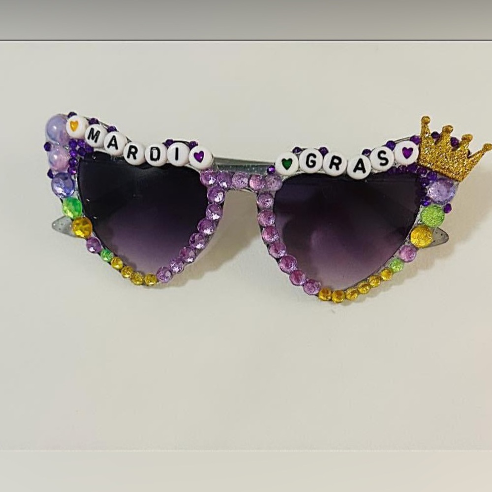 Mardi Gras Heart 💜 Shape Glasses